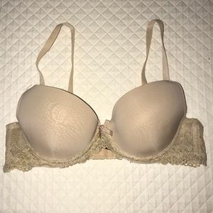 😻5 for $30😻 nude push-up bra w/ lace detail